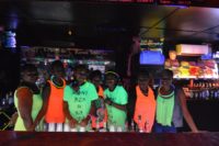 L'équipe du Bar de nuit à vendre Port-Vila centre ville (Vanuatu)